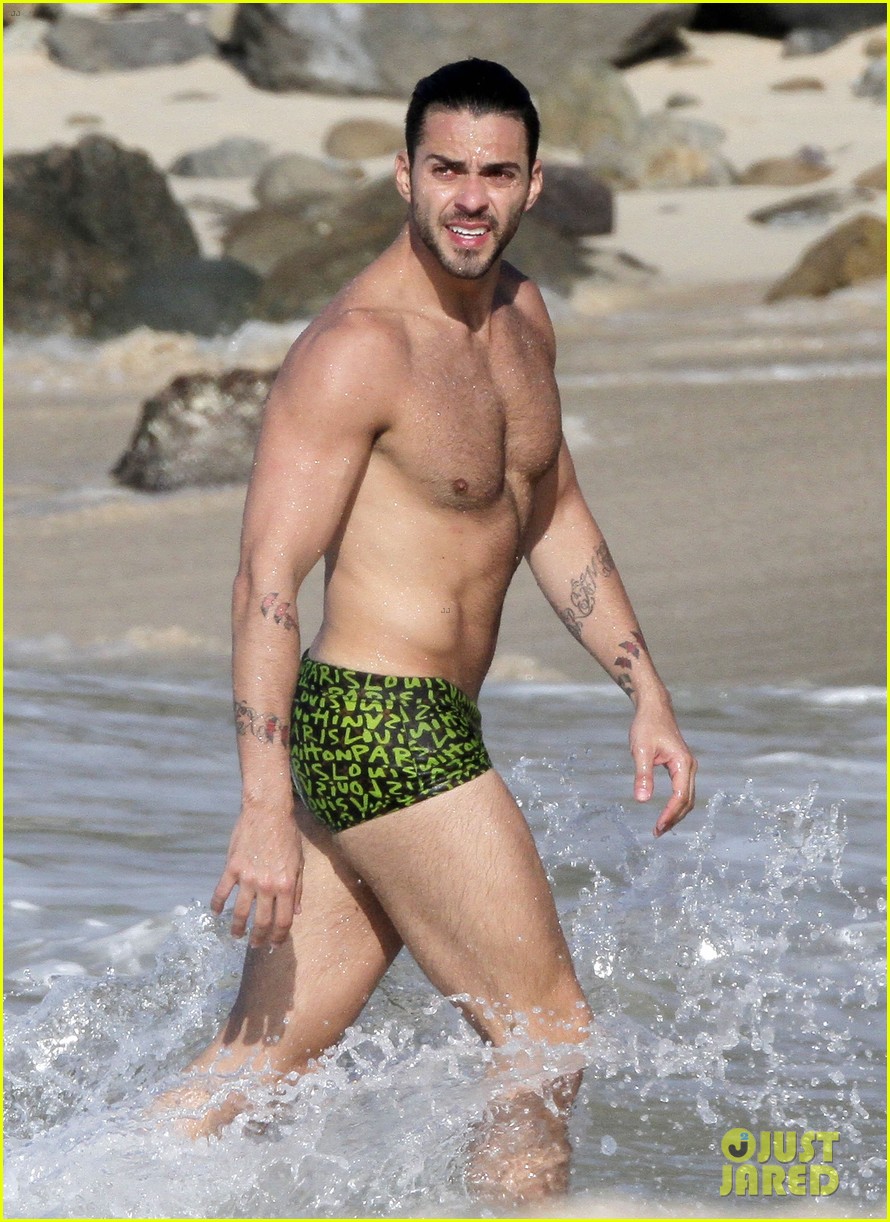 marc jacobs shirtless in st barts on new years day 082613945