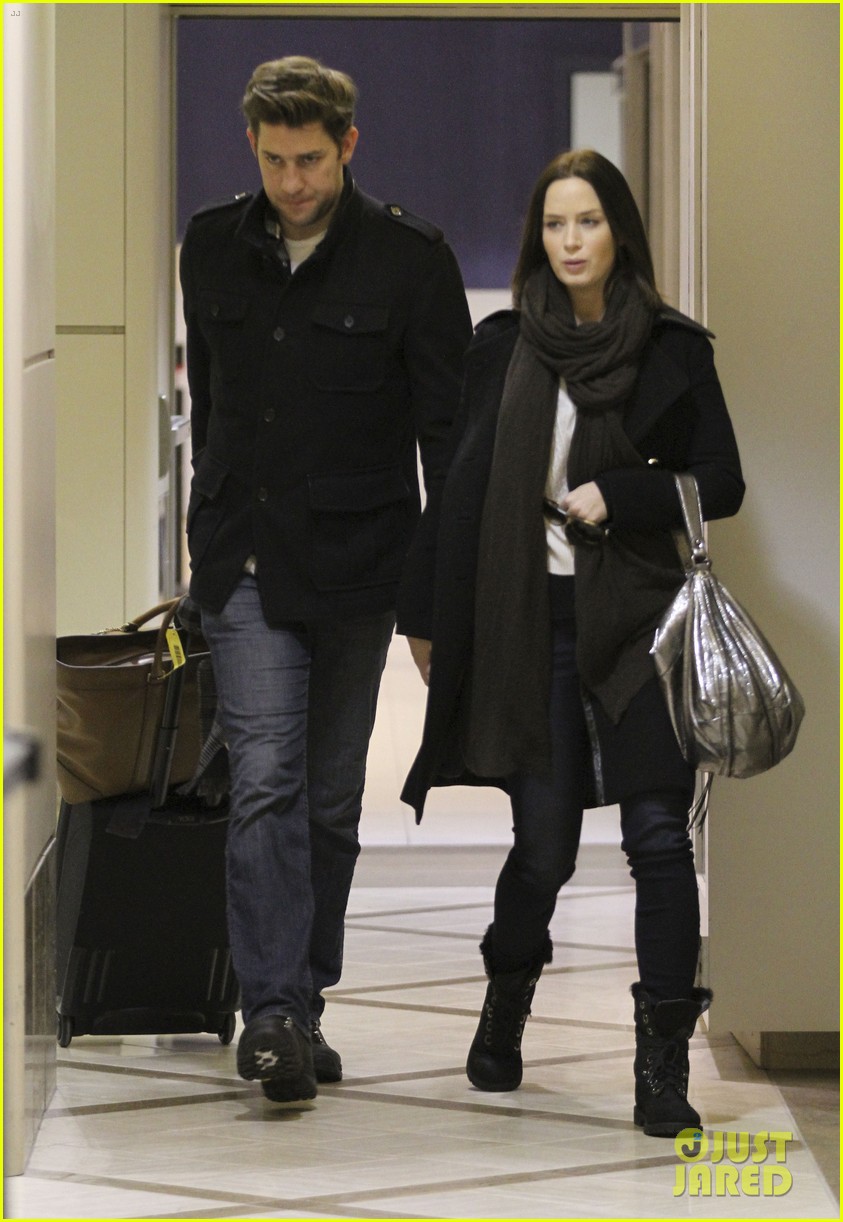 John Krasinski & Emily Blunt Sundance to LAX! Photo 2621100 Emily