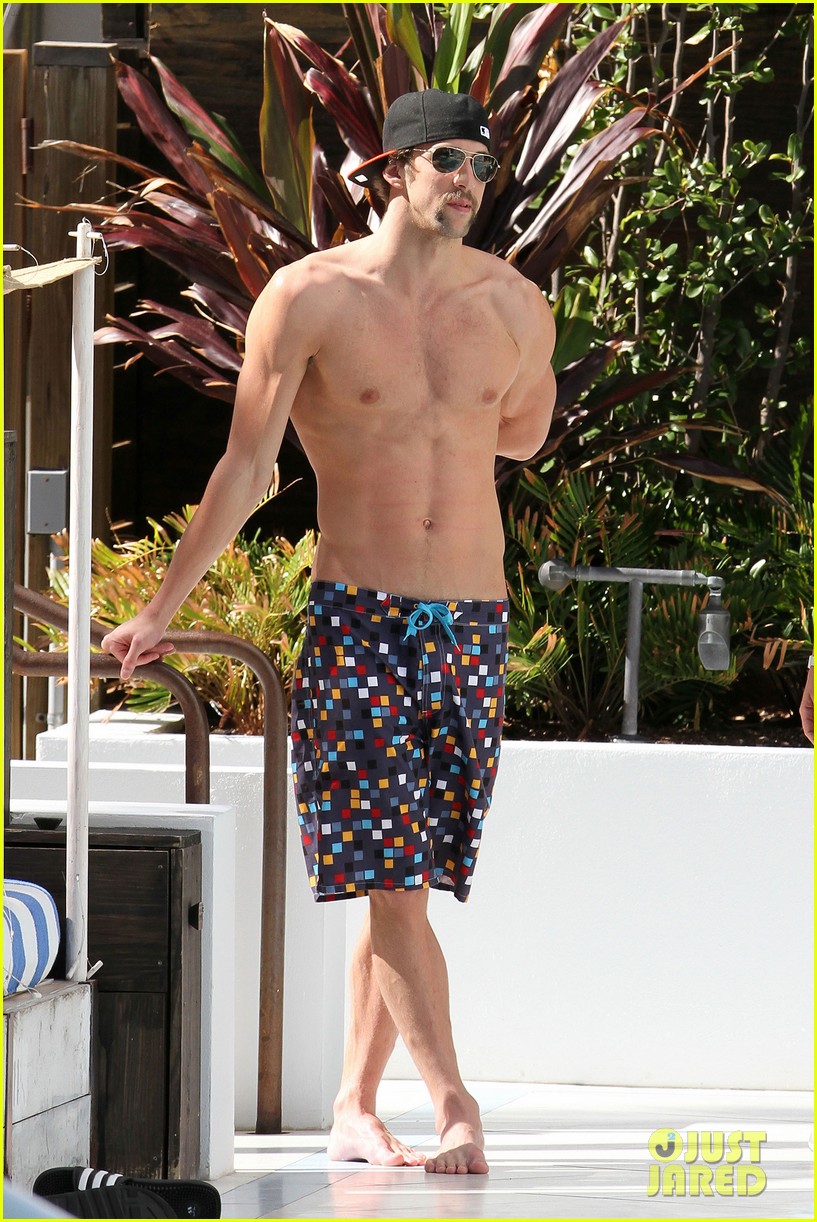Photo: michael phelps shirtless miami 07 | Photo 2620280 | Just Jared