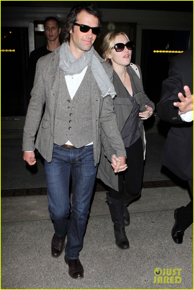 kate winslet ned rocknroll hold hands lax 022617571