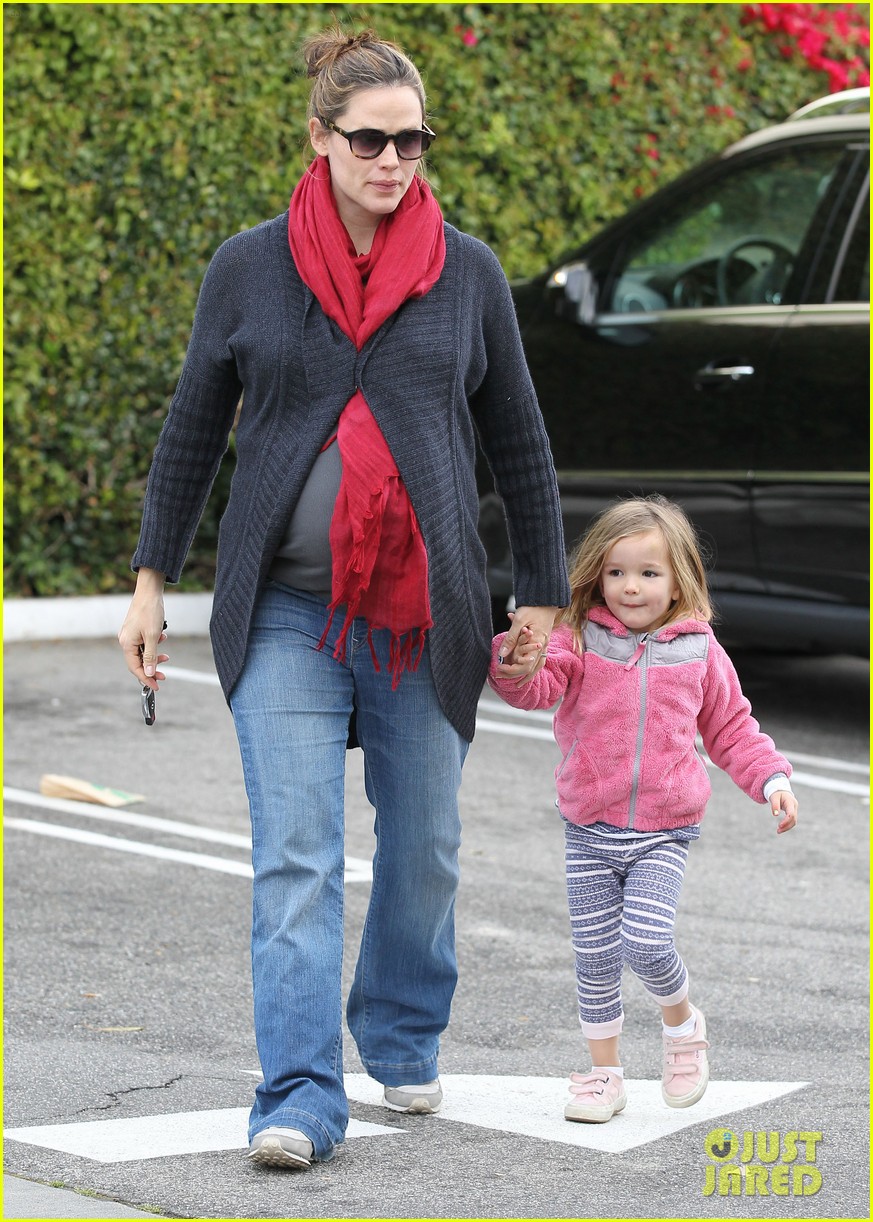 Jennifer Garner Breakfast Buddies with Seraphina Photo 2626123 Ben