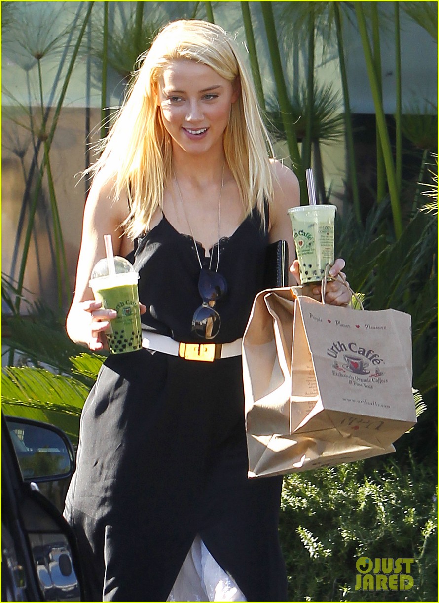 Amber Heard American Rag Shopper! Photo 2625668 Amber Heard Photos(02)