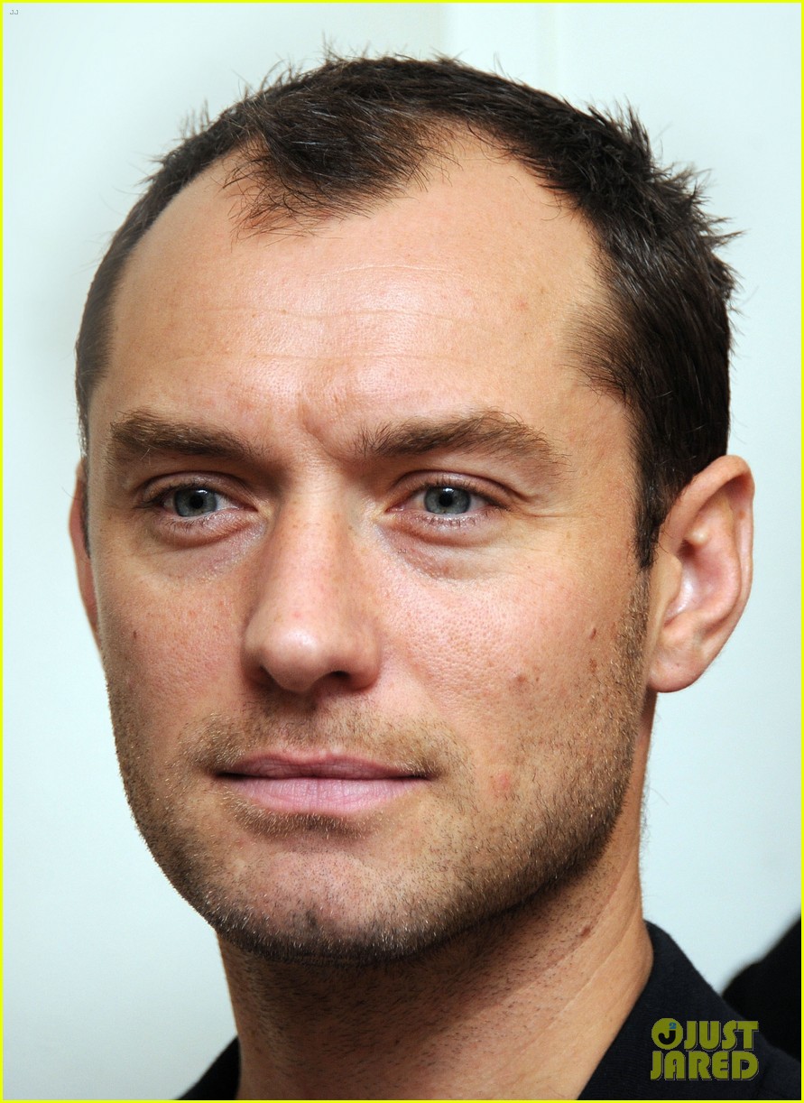 jude law peace one day 01