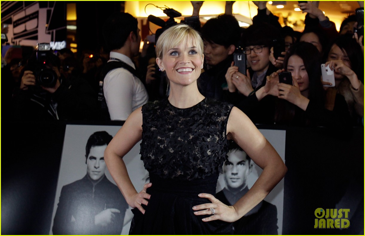 reese witherspoon this means war seoul premiere 142632162