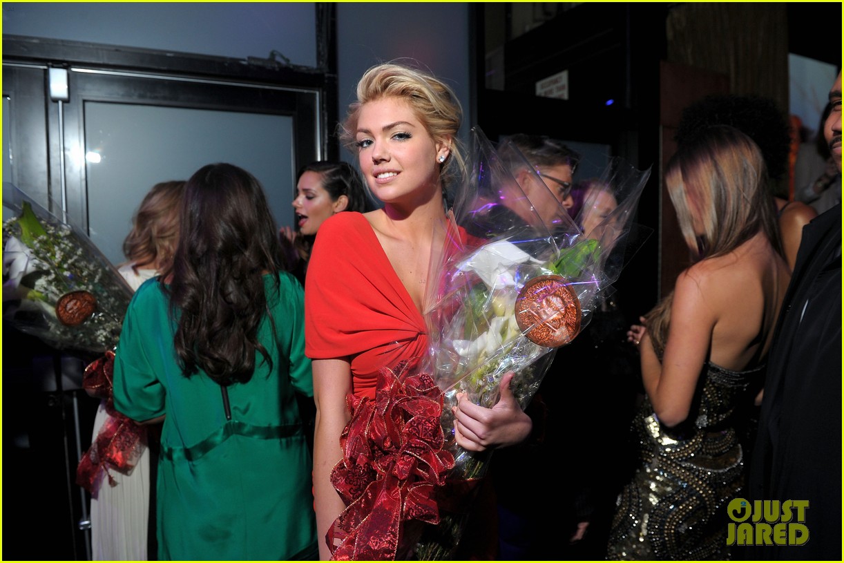 Kate Upton Celebrates Her 'SI Swimsuit' Cover Photo 2629210 Kate