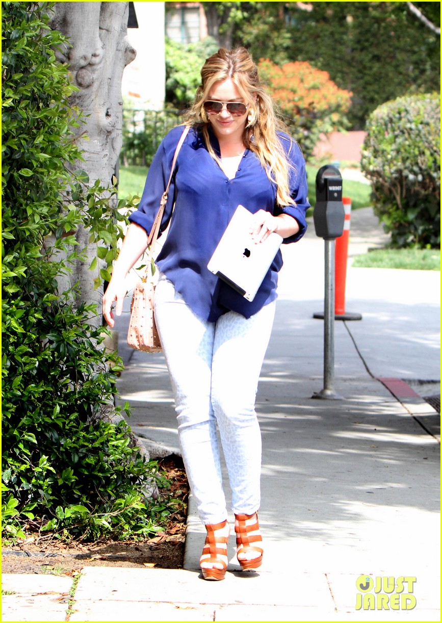 Hilary Duff PostBaby Body Debut! Photo 2643482 Hilary Duff Photos