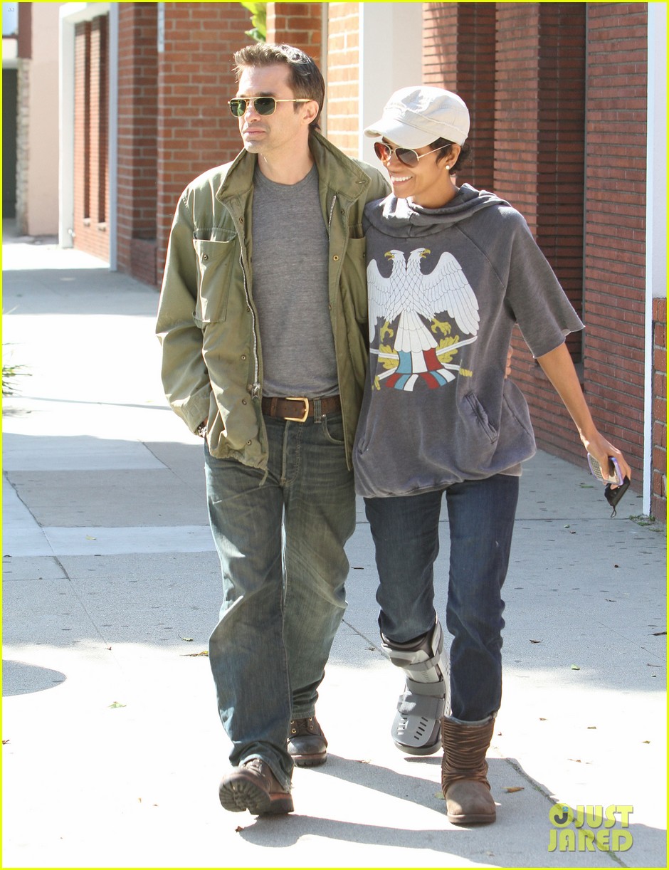 halle berry olivier martinez doctor appointment 07