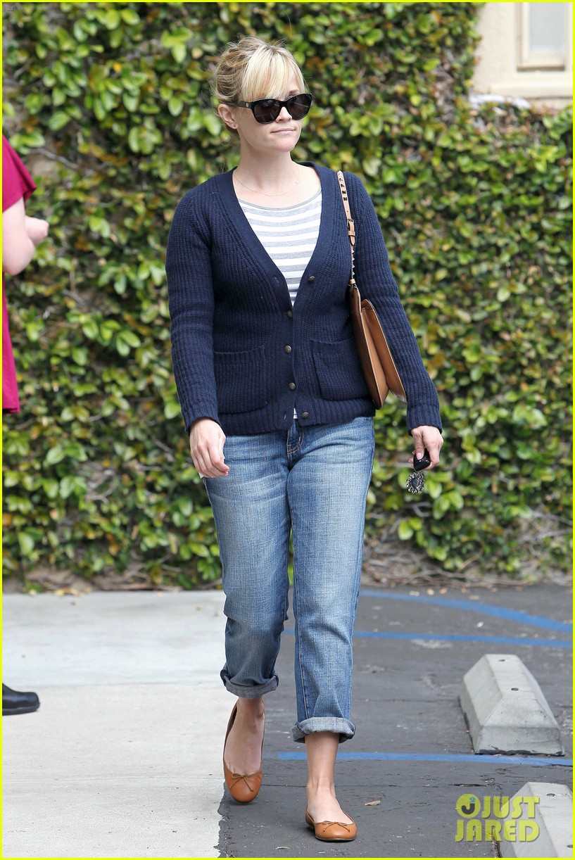 reese witherspoon le pain quotidien 082636589