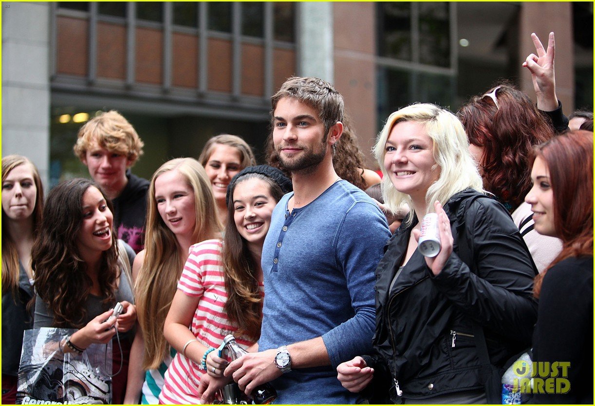 chace crawford fun down under 032652763