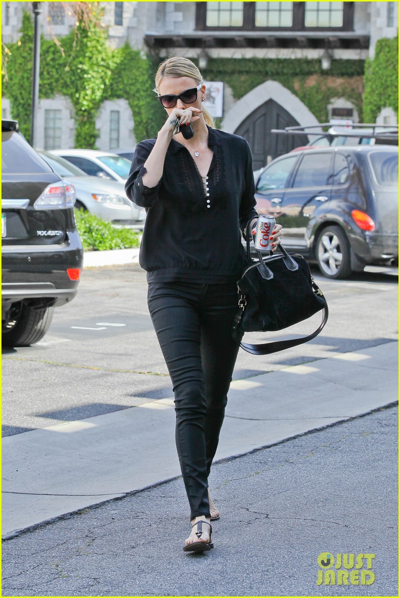 charlize theron all black outfit 042645012