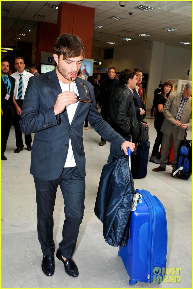 douglas booth ed westwick romeo juliet at cannes 12