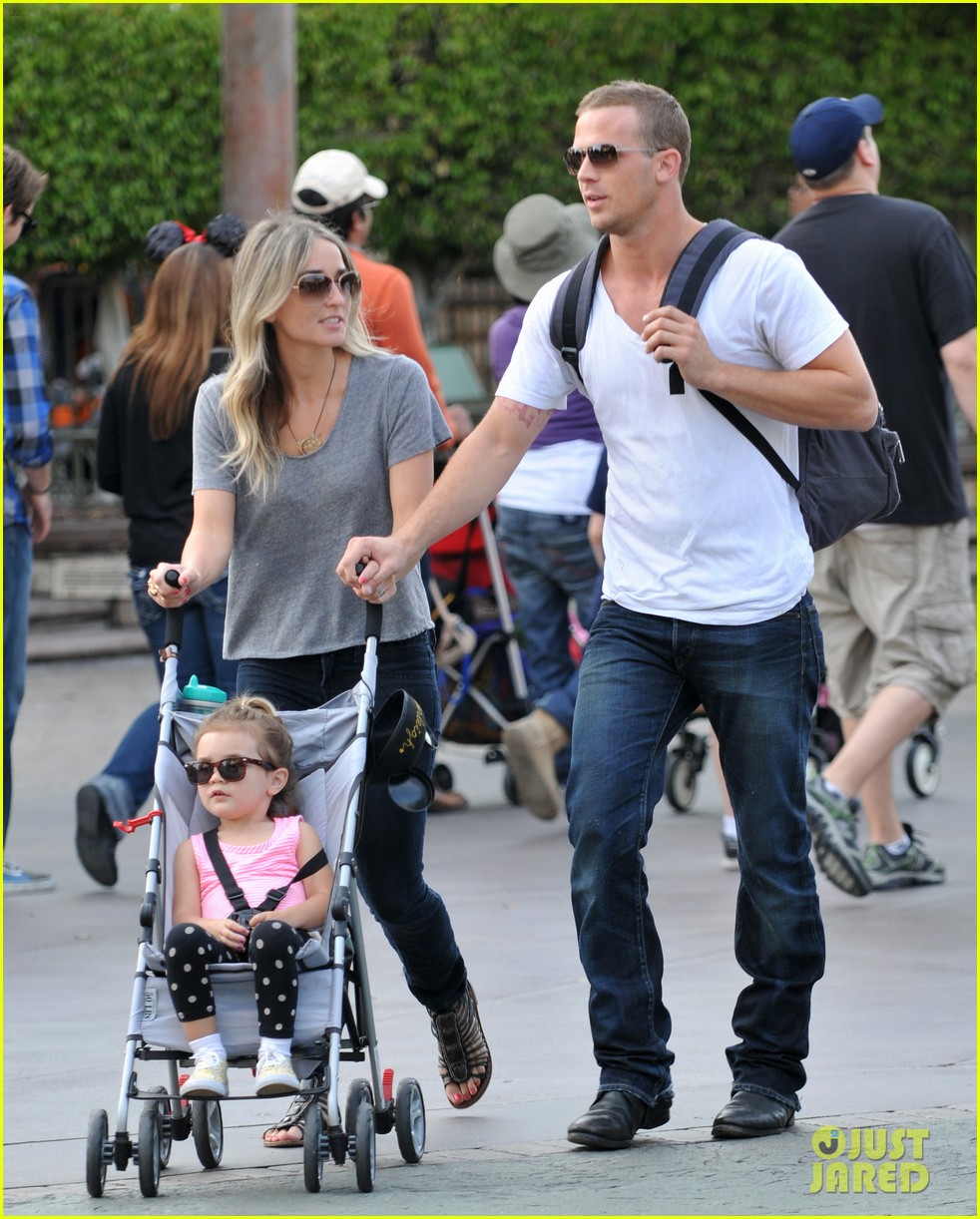Cam Gigandet Disneyland with Everleigh! Photo 2657332 Cam Gigandet