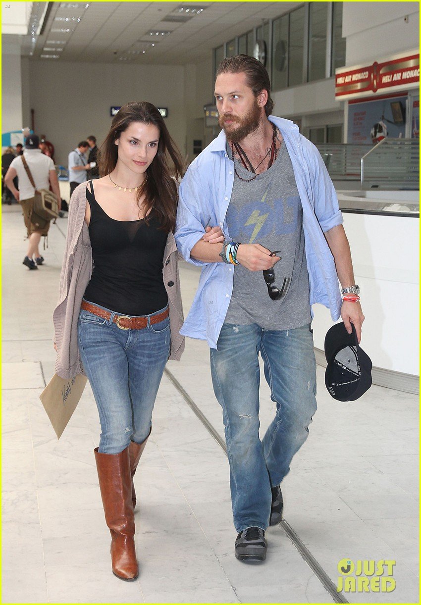 tom hardy charlotte riley cannes couple 032664251
