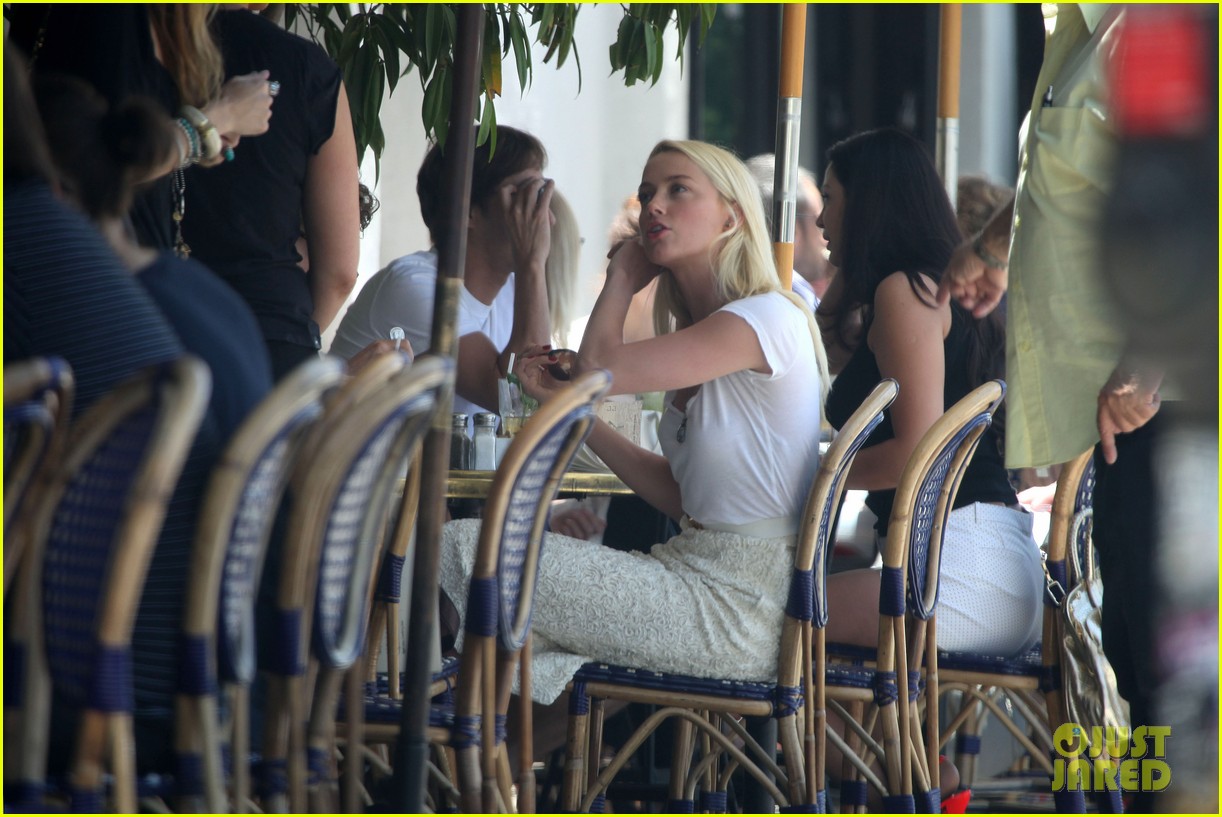 amber heard lunch with pal 172665907