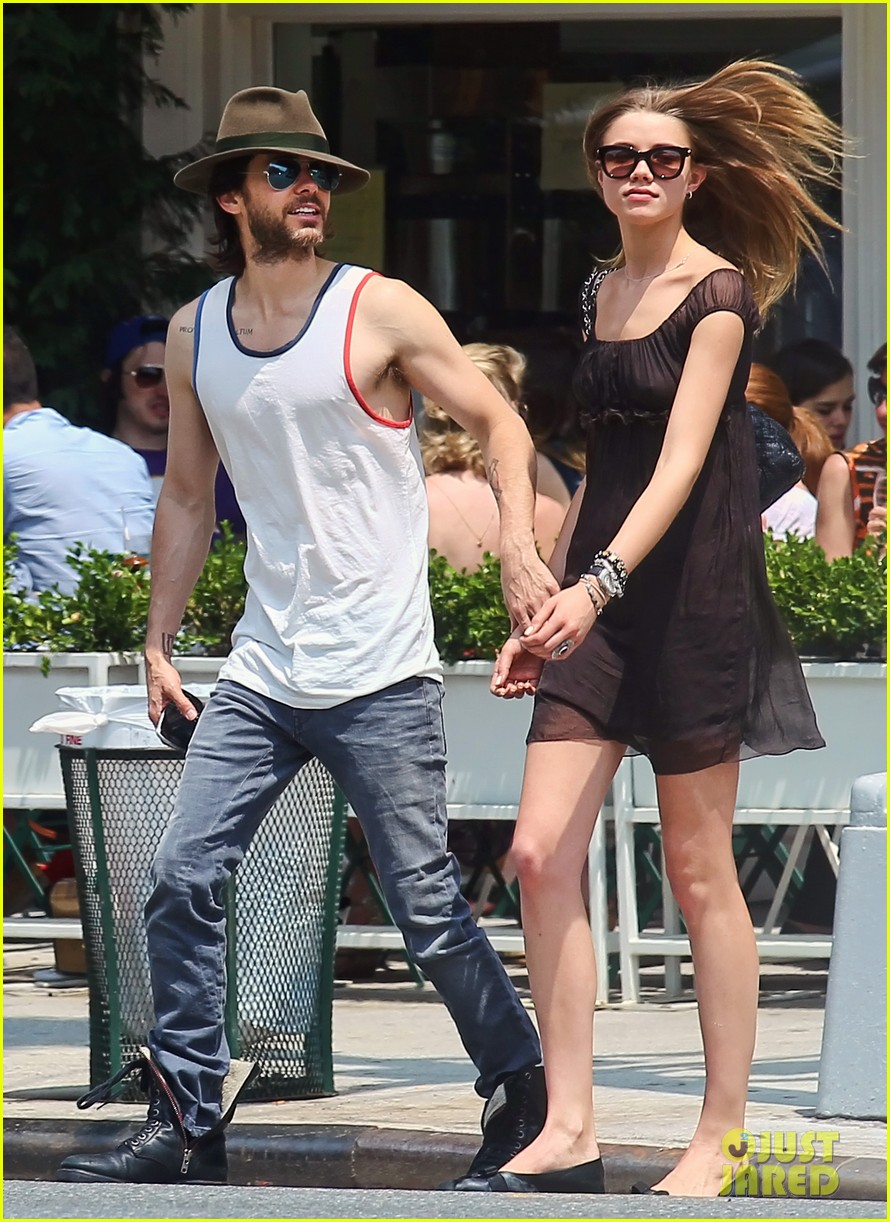 Jared Leto: Sunday Stroll in NYC: Photo 2667706 | Jared Leto Photos | Just  Jared: Entertainment News, image size:890x1222