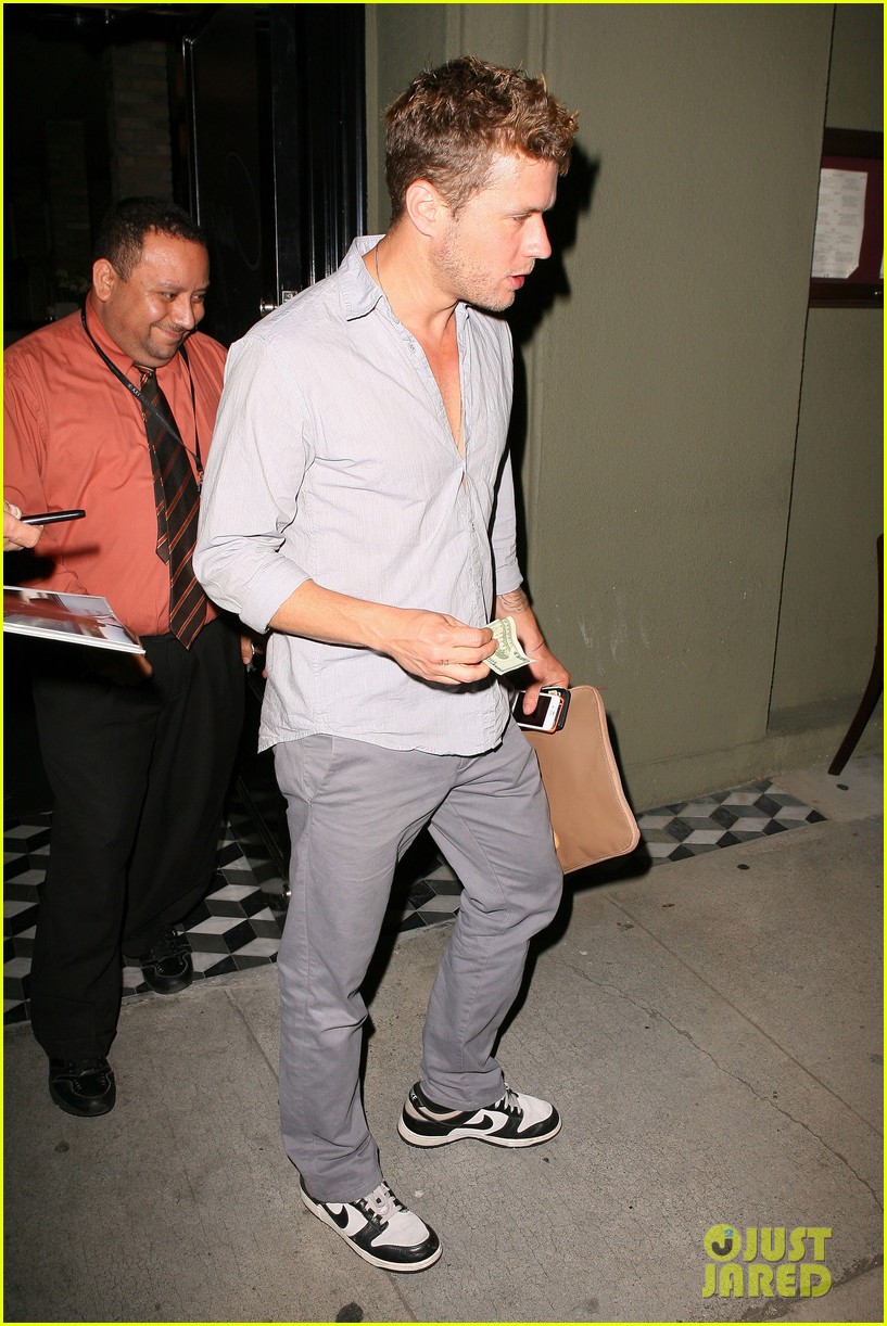 ryan phillippe craigs night out 132666841