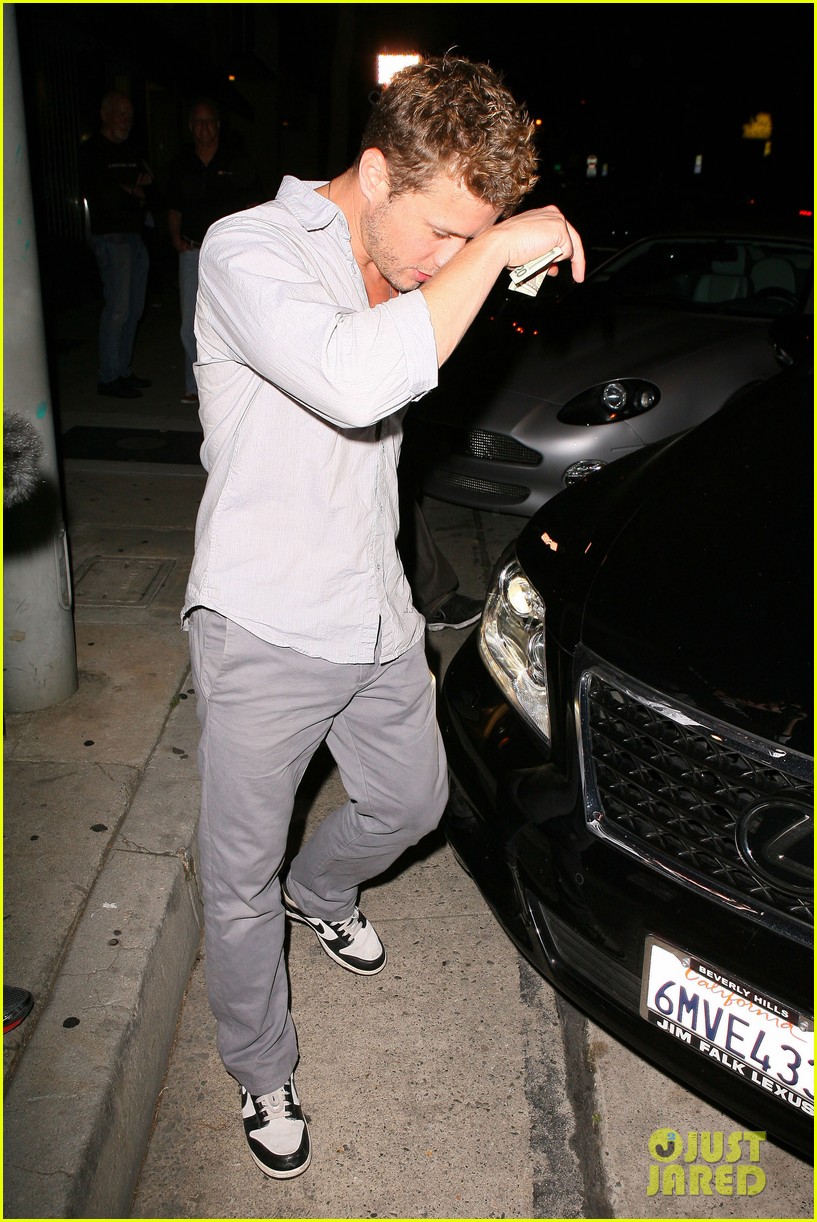 ryan phillippe craigs night out 16