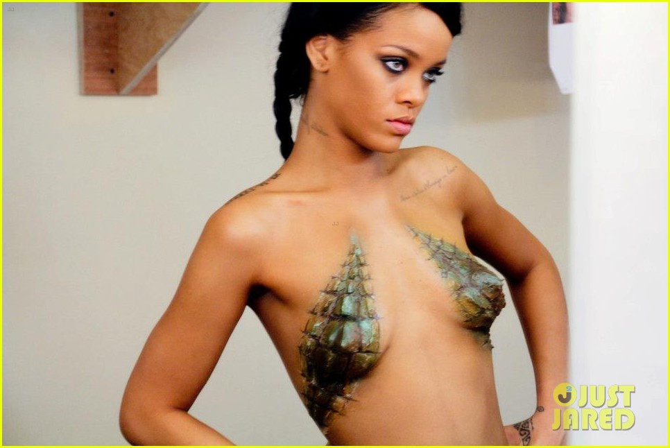 rihanna where have you been behind the scenes 0102660956