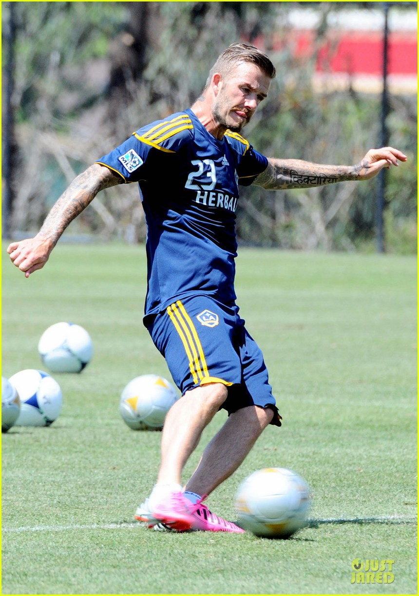 David Beckham Left Off British Olympic Soccer Team Photo 2680554