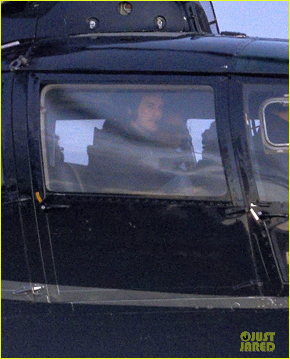 tom cruise post divorce announcement helicopter ride 032681517
