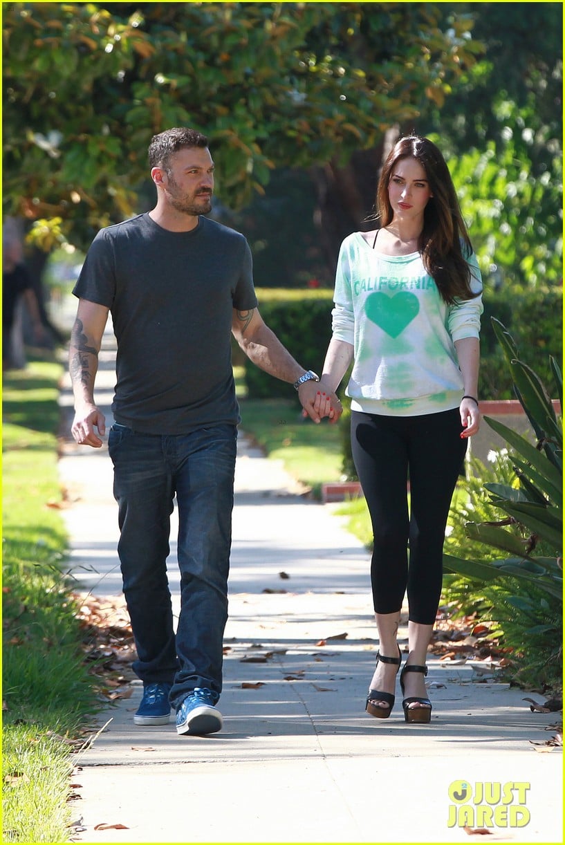 Megan Fox Pregnant Stroll with Brian Austin Green? Photo 2672548