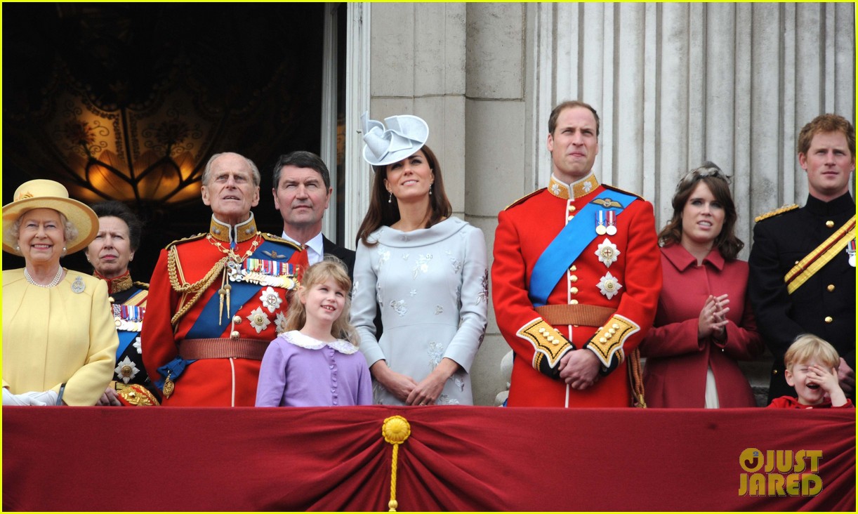 will and kate trooping the colours 072675813