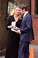 blake lively gossip girl set with barry watson 04