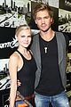 chad michael murray comic con party with kenzie dalton 02