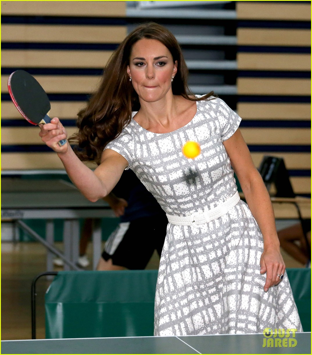 duchess kate middleton ping pong 09