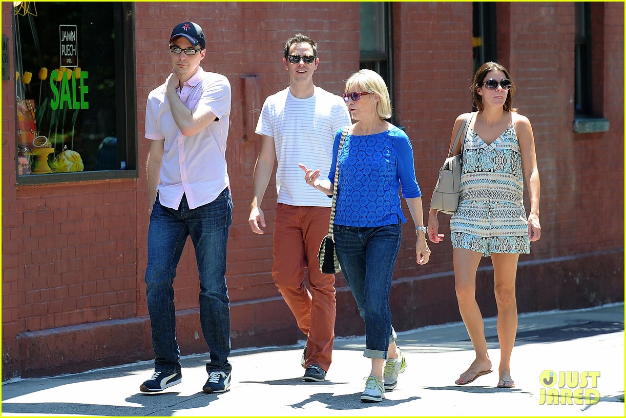 jim parsons lunch with pals 032684109