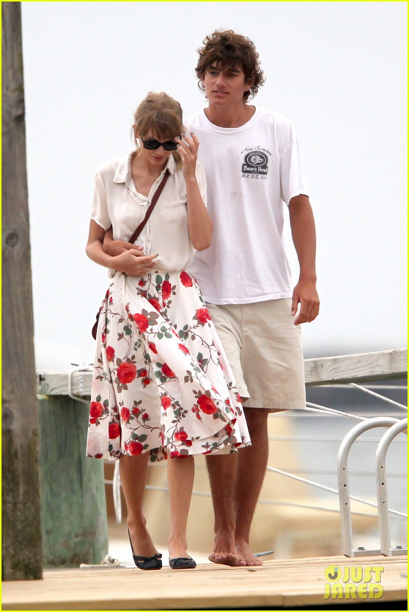 Taylor Swift & Conor Kennedy Romantic Weekend! Pics! Photo 2694840
