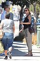 emily vancamp lunch with guy friend 08