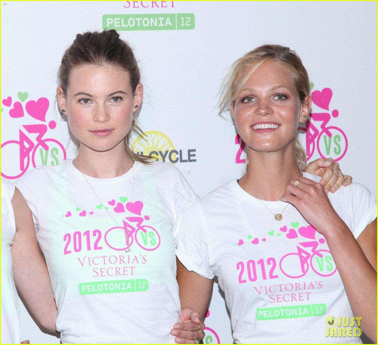 victorias secret angels soulcycle for cancer research 16