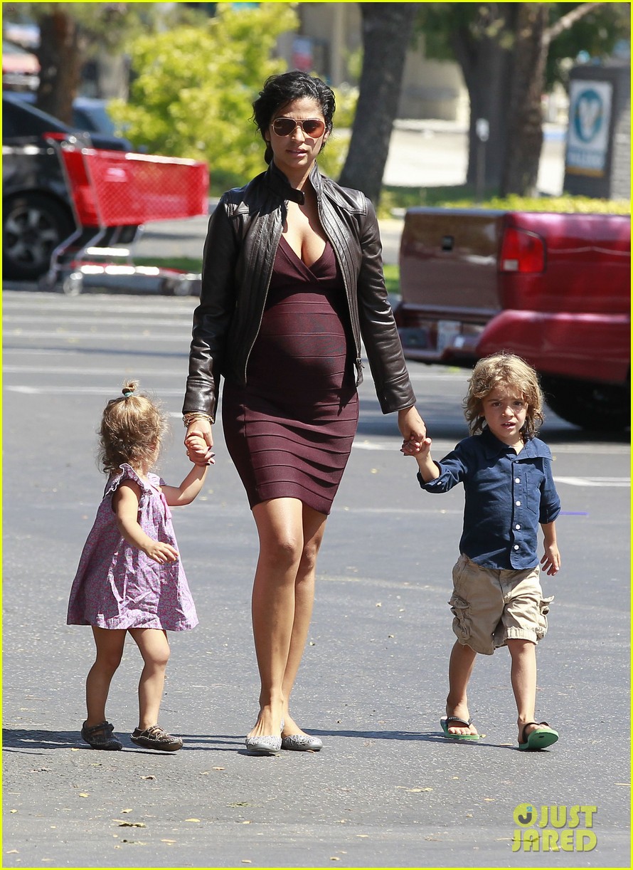 Camila Alves Cold Stone with Levi & Vida! Photo 2704354 Camila