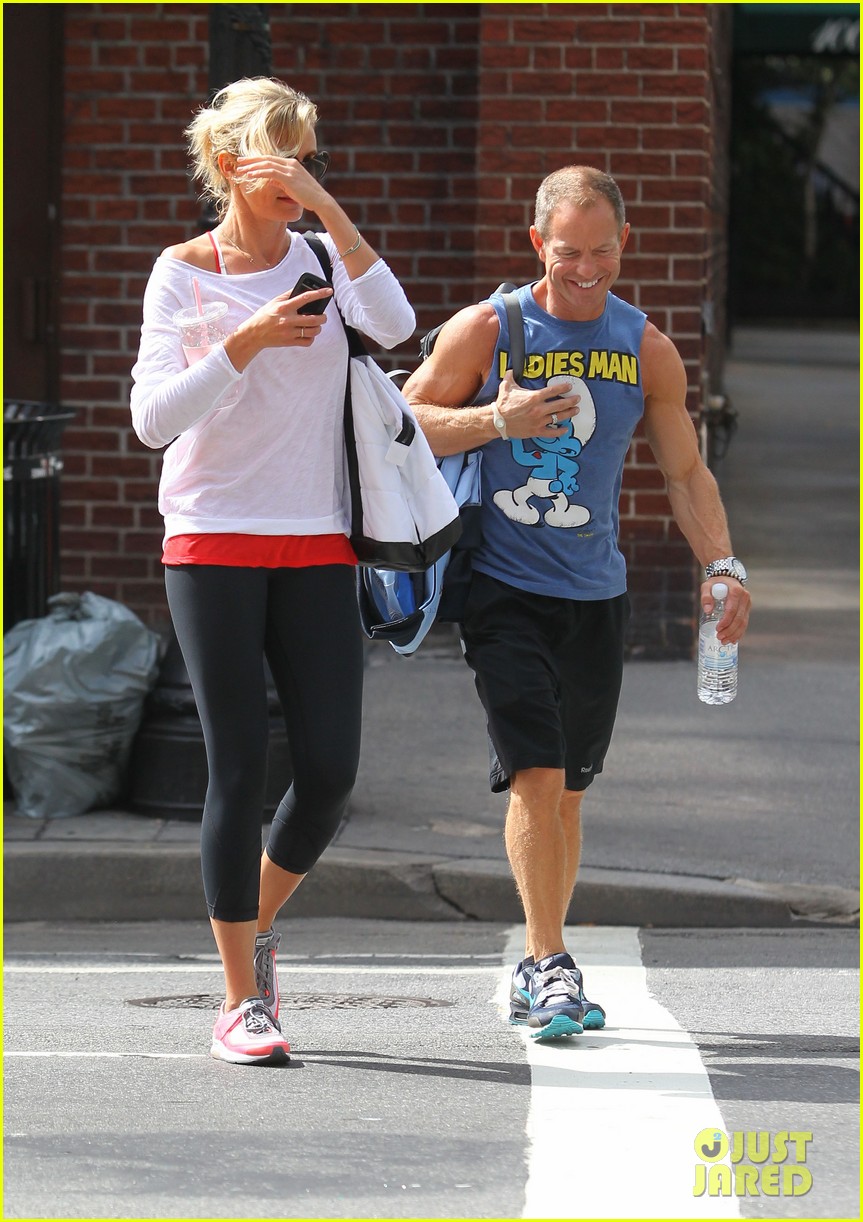 cameron diaz red apple workout 102709551