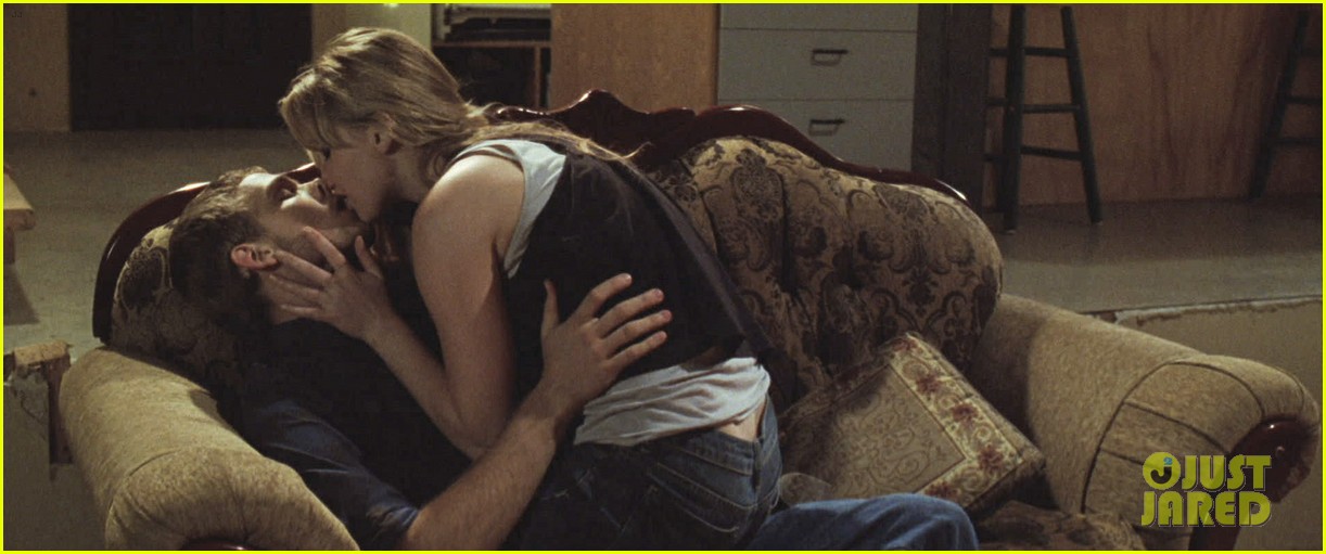 jennifer lawrence max thieriot house at the end of the street exclusive stills 012702167