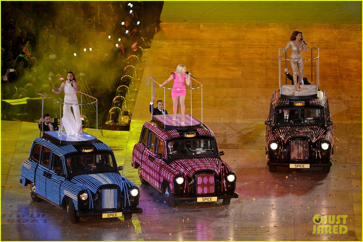 spice girls olympic closing ceremony 14