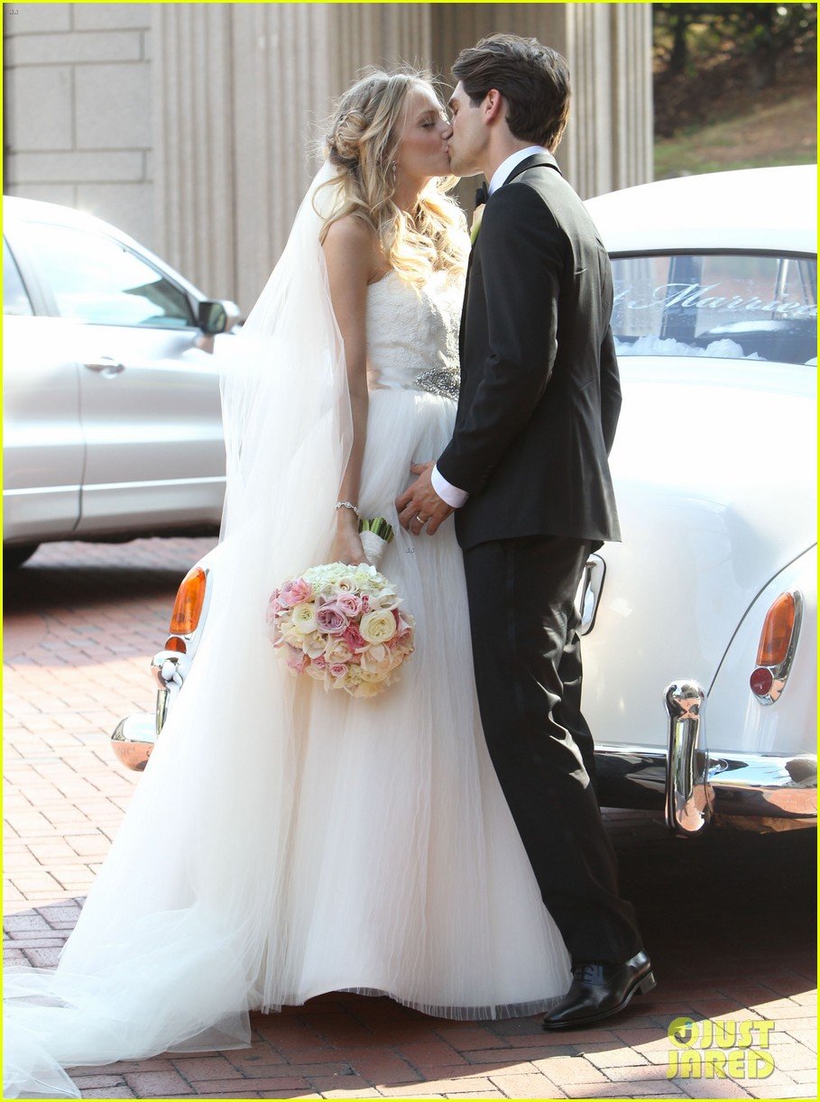 justin gaston weds melissa ordway first wedding pictures 02
