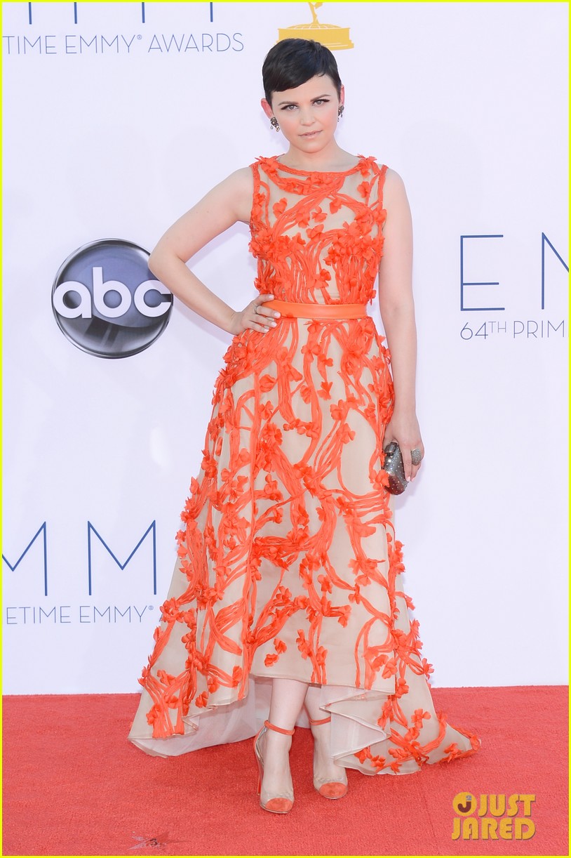 Ginnifer Goodwin Emmys 2012 Red Carpet Photo 2727155 Ginnifer