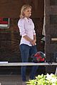 kate hudson clear history filming at multimillion dollar home 03