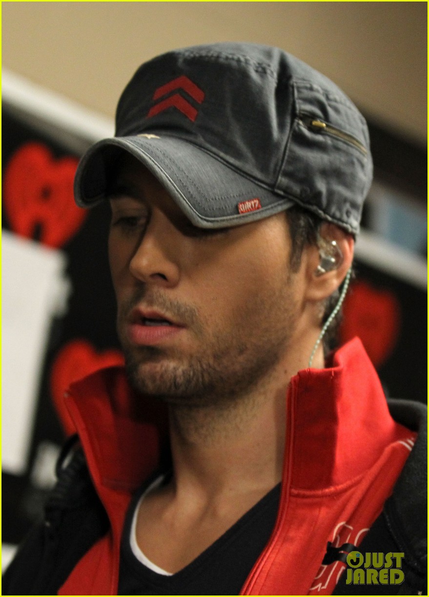 Энрике иглесиас фото 2023. Энрике иглесиас. Euphoria энрике иглесиас. Энрике иглесиас 2025. Энрике иглесиас 2025.