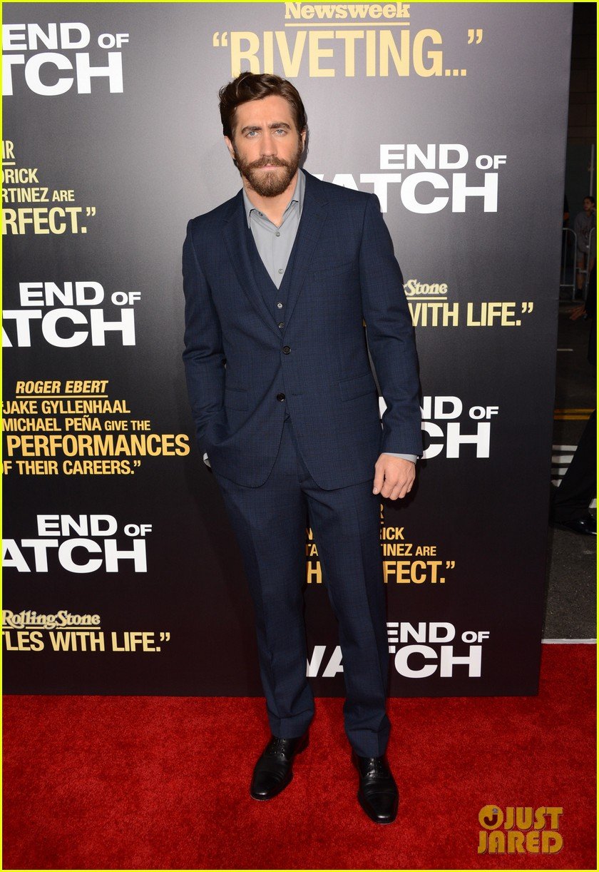 jake gyllenhaal anna kendrick end of watch premiere 10