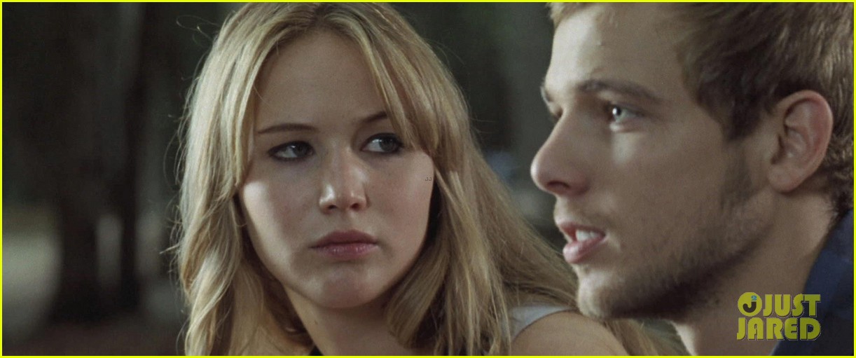 max thieriot just jared twitterview 042724373
