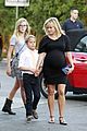 reese witherspoon family dinner 07