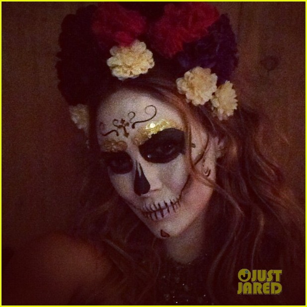 hilary duff mike comrie day of the dead halloween couple 04