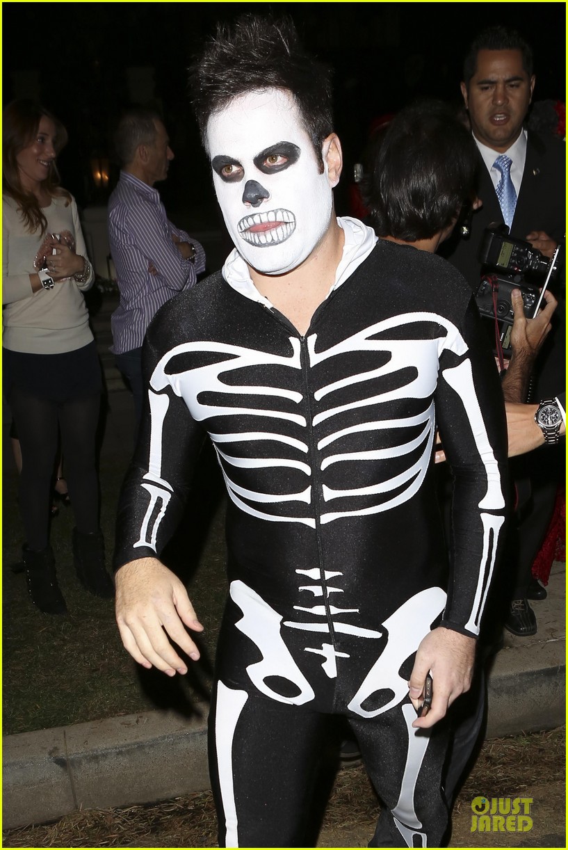 hilary duff mike comrie day of the dead halloween couple 222746128