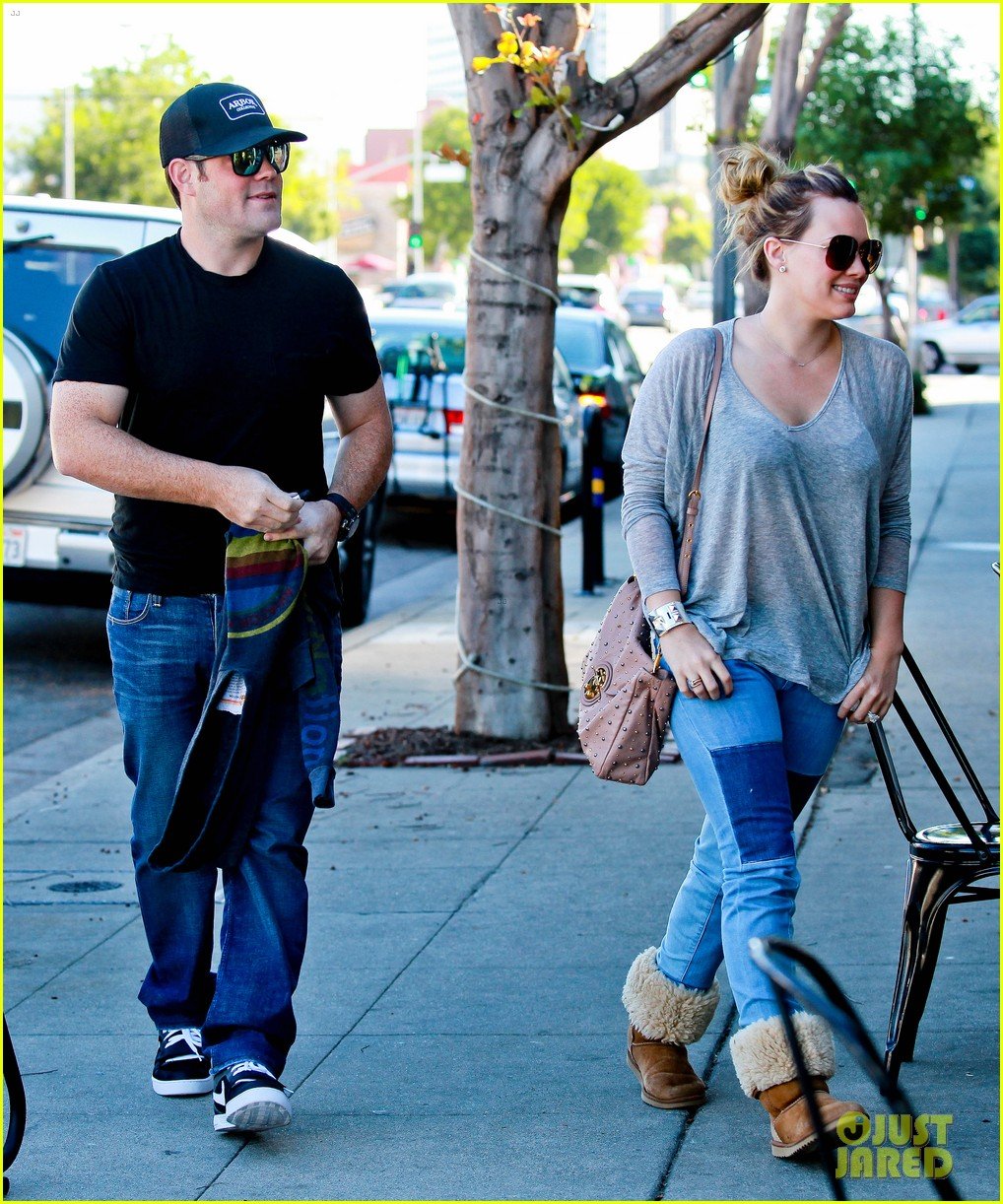 hilary duff mike comrie luca food shopping 28