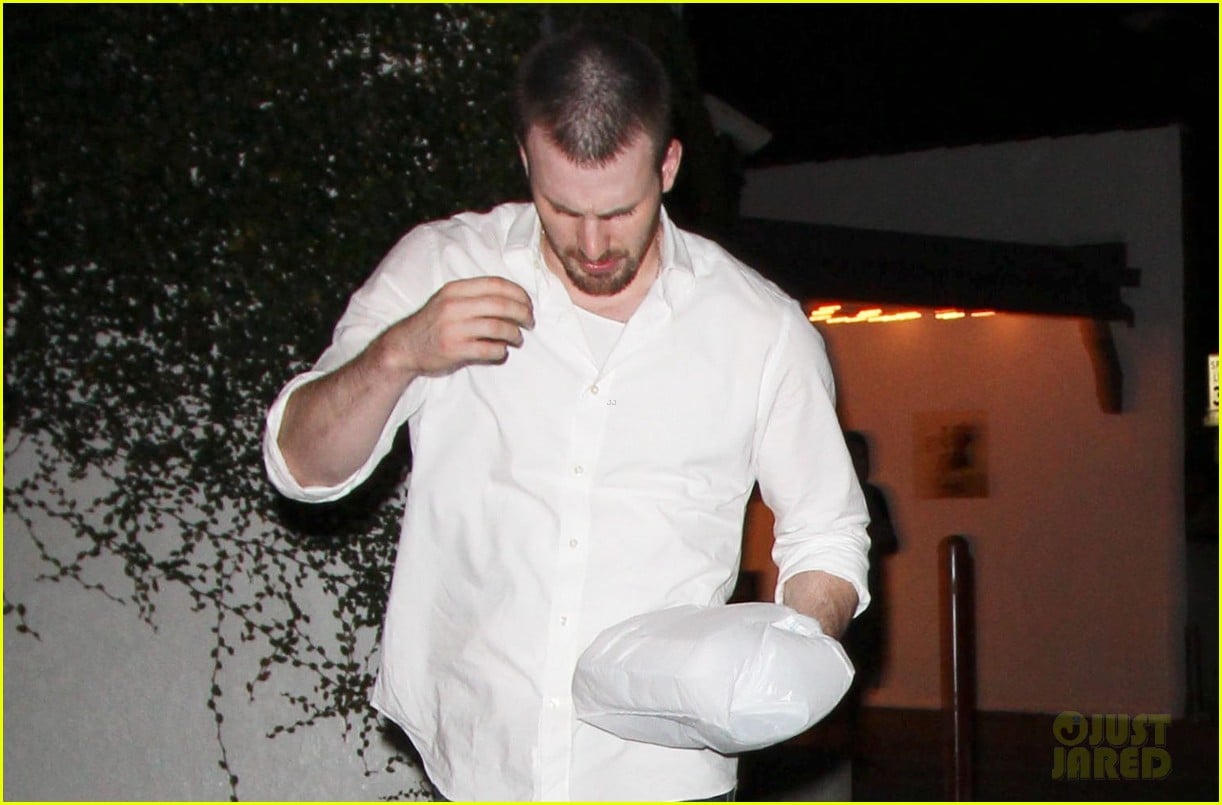 Minka Kelly & Chris Evans: Casa Vega Dinner Date!: Photo 2738583