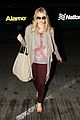 fergie late night airport arrival 03