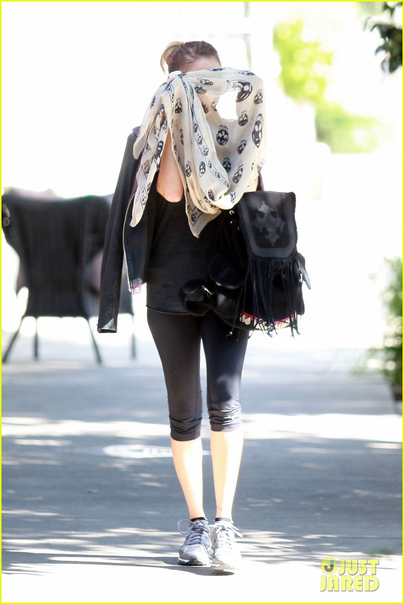 nicole richie works it out in studio city 092749064